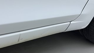 Used 2016 Maruti Suzuki Ciaz [2014-2017] ZXi Petrol Manual dents MINOR SCRATCH