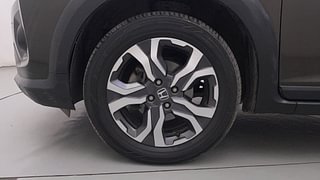Used 2017 Honda WR-V [2017-2020] VX i-VTEC Petrol Manual tyres LEFT FRONT TYRE RIM VIEW