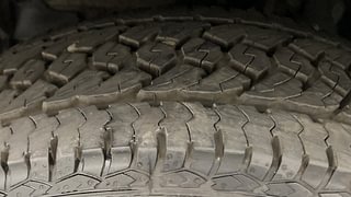 Used 2019 Renault Duster [2017-2020] RXS Opt CVT Petrol Automatic tyres LEFT FRONT TYRE TREAD VIEW