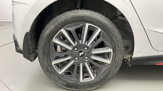 Used 2022 Hyundai i20 N Line N8 1.0 Turbo DCT Petrol Automatic tyres RIGHT REAR TYRE RIM VIEW