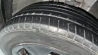 Used 2023 Hyundai Venue SX 1.2 Petrol Petrol Manual tyres RIGHT FRONT TYRE TREAD VIEW