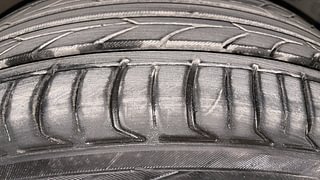 Used 2017 Honda WR-V [2017-2020] VX i-VTEC Petrol Manual tyres RIGHT FRONT TYRE TREAD VIEW