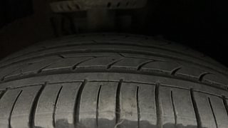 Used 2017 Volkswagen Ameo [2016-2017] Highline 1.5L AT (D) Diesel Automatic tyres RIGHT FRONT TYRE TREAD VIEW