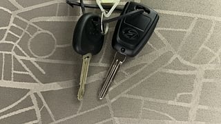 Used 2015 Hyundai Grand i10 Sportz 1.2 Kappa VTVT Petrol Manual extra CAR KEY VIEW