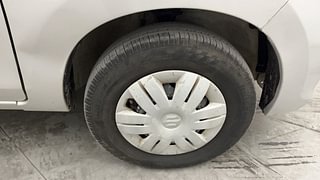 Used 2017 Maruti Suzuki Alto 800 [2012-2016] LXI (O) Petrol Manual tyres RIGHT FRONT TYRE RIM VIEW