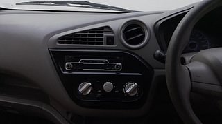 Used 2017 Datsun Redi-GO [2015-2019] T (O) Petrol Manual interior MUSIC SYSTEM & AC CONTROL VIEW