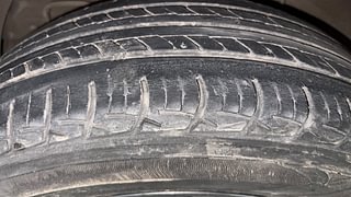 Used 2018 Hyundai Elite i20 [2018-2020] Asta 1.2 Petrol Manual tyres RIGHT REAR TYRE TREAD VIEW