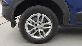 Used 2022 Renault Triber RXT Petrol Manual tyres RIGHT REAR TYRE RIM VIEW