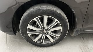Used 2022 Honda Amaze 1.2 VX i-VTEC Petrol Manual tyres LEFT FRONT TYRE RIM VIEW