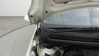 Used 2019 Hyundai Grand i10 [2017-2020] Sportz AT 1.2 Kappa VTVT Petrol Automatic engine ENGINE RIGHT SIDE HINGE & APRON VIEW