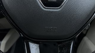 Used 2022 Renault Triber RXT Petrol Manual top_features Airbags