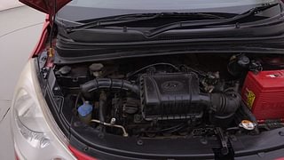 Used 2013 Hyundai i10 magna 1.1 Petrol Manual engine ENGINE RIGHT SIDE HINGE & APRON VIEW