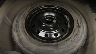 Used 2015 Maruti Suzuki Swift Dzire VXI Petrol Manual tyres SPARE TYRE VIEW