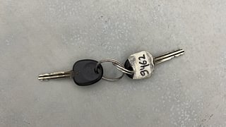 Used 2011 Hyundai i10 [2010-2016] Magna 1.2 Petrol Petrol Manual extra CAR KEY VIEW