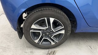 Used 2024 Tata Tiago XZA+ AMT Petrol Automatic tyres RIGHT REAR TYRE RIM VIEW