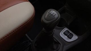 Used 2017 Datsun Redi-GO [2015-2019] T (O) Petrol Manual interior GEAR  KNOB VIEW