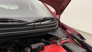 Used 2018 Hyundai i20 Active [2015-2020] 1.2 S Petrol Manual engine ENGINE LEFT SIDE HINGE & APRON VIEW