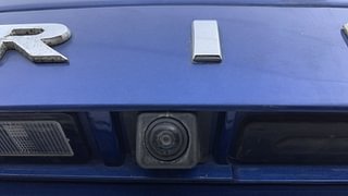 Used 2020 Renault Triber RXZ AMT Petrol Automatic top_features Rear camera
