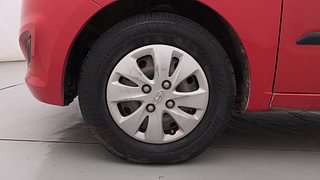 Used 2013 Hyundai i10 magna 1.1 Petrol Manual tyres LEFT FRONT TYRE RIM VIEW