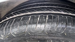 Used 2015 Hyundai Elite i20 [2014-2018] Asta 1.2 (O) Petrol Manual tyres RIGHT FRONT TYRE TREAD VIEW