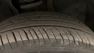 Used 2022 Renault Kiger RXT MT Petrol Manual tyres RIGHT FRONT TYRE TREAD VIEW