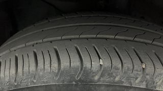 Used 2022 Honda Amaze 1.2 VX i-VTEC Petrol Manual tyres LEFT FRONT TYRE TREAD VIEW