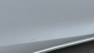 Used 2016 Maruti Suzuki Ciaz [2014-2017] ZXi Petrol Manual dents MINOR SCRATCH
