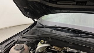 Used 2018 Skoda Octavia [2017-2019] Style 1.8 TSI AT Petrol Automatic engine ENGINE RIGHT SIDE HINGE & APRON VIEW