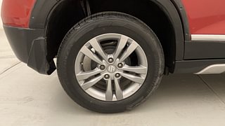Used 2016 maruti-suzuki Vitara Brezza ZDI PLUS Dual Tone Diesel Manual tyres RIGHT REAR TYRE RIM VIEW