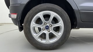 Used 2020 Ford EcoSport [2017-2021] Titanium + 1.5L Ti-VCT Petrol Manual tyres RIGHT REAR TYRE RIM VIEW