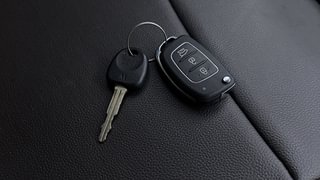 Used 2013 Hyundai i20 [2012-2014] Sportz 1.2 Petrol Manual extra CAR KEY VIEW