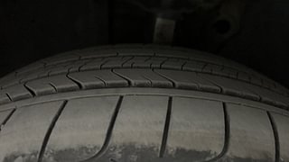 Used 2018 Skoda Octavia [2017-2019] Style 1.8 TSI AT Petrol Automatic tyres LEFT FRONT TYRE TREAD VIEW