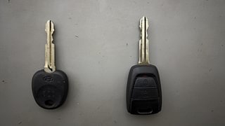 Used 2016 Hyundai Grand i10 Magna 1.2 Kappa VTVT Petrol Manual extra CAR KEY VIEW