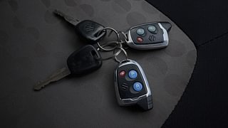 Used 2017 maruti-suzuki Celerio VXI (O) AMT Petrol Automatic extra CAR KEY VIEW