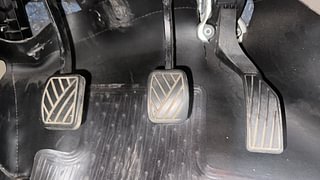 Used 2016 Maruti Suzuki Ciaz [2014-2017] ZXi Petrol Manual interior PEDALS VIEW