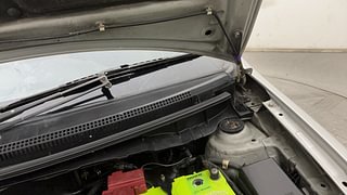Used 2012 Toyota Etios [2010-2017] GD Diesel Manual engine ENGINE LEFT SIDE HINGE & APRON VIEW