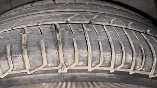 Used 2013 Hyundai i20 [2012-2014] Sportz 1.2 Petrol Manual tyres LEFT REAR TYRE TREAD VIEW