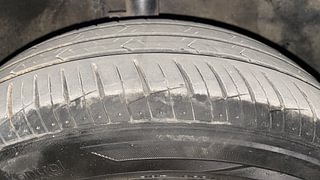 Used 2019 Hyundai Grand i10 [2017-2020] Sportz 1.2 Kappa VTVT Petrol Manual tyres RIGHT FRONT TYRE TREAD VIEW