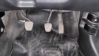 Used 2017 Honda WR-V [2017-2020] VX i-VTEC Petrol Manual interior PEDALS VIEW