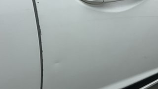 Used 2019 Hyundai Grand i10 [2017-2020] Sportz AT 1.2 Kappa VTVT Petrol Automatic dents MINOR DENT