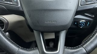 Used 2020 Ford EcoSport [2017-2021] Titanium + 1.5L Ti-VCT Petrol Manual top_features Airbags