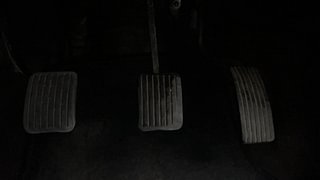 Used 2010 Hyundai i10 Magna 1.2 Petrol Manual interior PEDALS VIEW