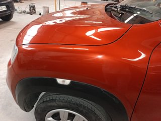 Used 2019 Renault Kwid [2017-2019] RXT 1.0 SCE Special (O) Petrol Manual dents MINOR SCRATCH