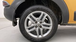 Used 2020 Renault Triber RXZ AMT Petrol Automatic tyres RIGHT REAR TYRE RIM VIEW