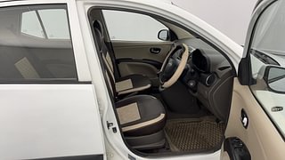 Used 2011 Hyundai i10 [2010-2016] Magna 1.2 Petrol Petrol Manual interior RIGHT SIDE FRONT DOOR CABIN VIEW