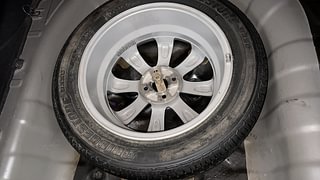 Used 2012 Hyundai Verna [2011-2015] Fluidic 1.6 VTVT SX Petrol Manual tyres SPARE TYRE VIEW