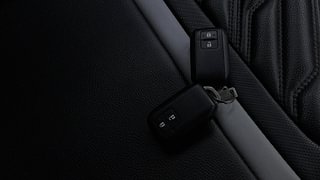 Used 2022 Maruti Suzuki Swift ZXI Plus AMT Dual Tone Petrol Automatic extra CAR KEY VIEW