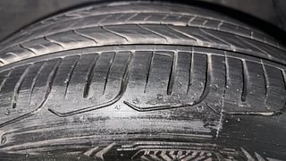 Used 2012 Hyundai Verna [2011-2015] Fluidic 1.6 VTVT SX Petrol Manual tyres RIGHT FRONT TYRE TREAD VIEW