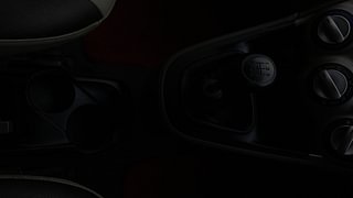 Used 2013 Hyundai i10 magna 1.1 Petrol Manual interior GEAR  KNOB VIEW