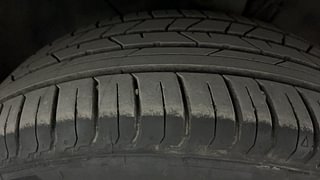 Used 2018 Hyundai i20 Active [2015-2020] 1.2 S Petrol Manual tyres LEFT FRONT TYRE TREAD VIEW